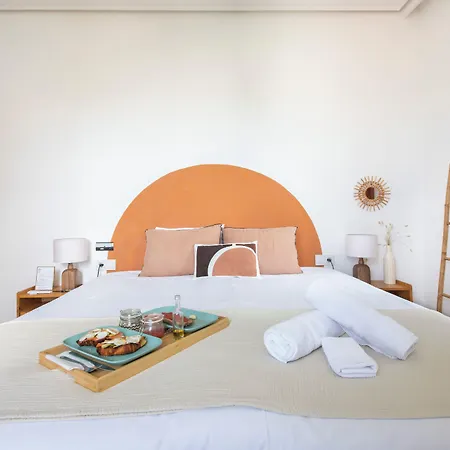 Far Out منزل للإقامة *