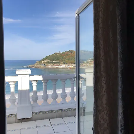 Kwatera prywatna Far Out *