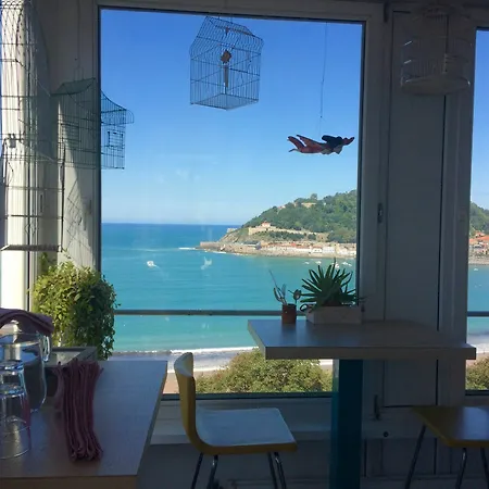 Far Out Kwatera prywatna *